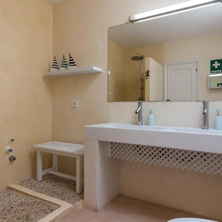 Albaladejo Villa